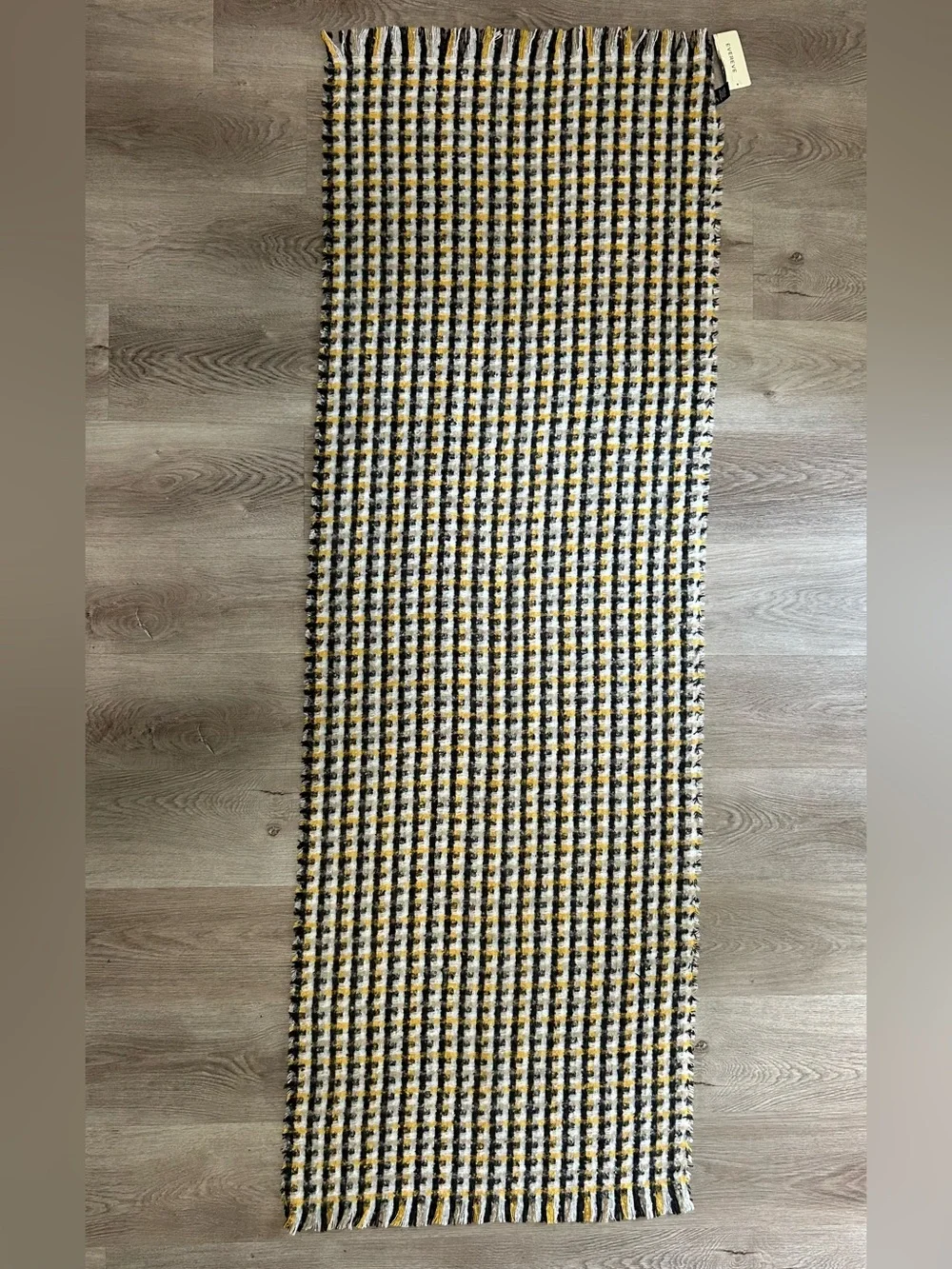 Evereve Houndstooth Plaid Blanket Scarf NWT